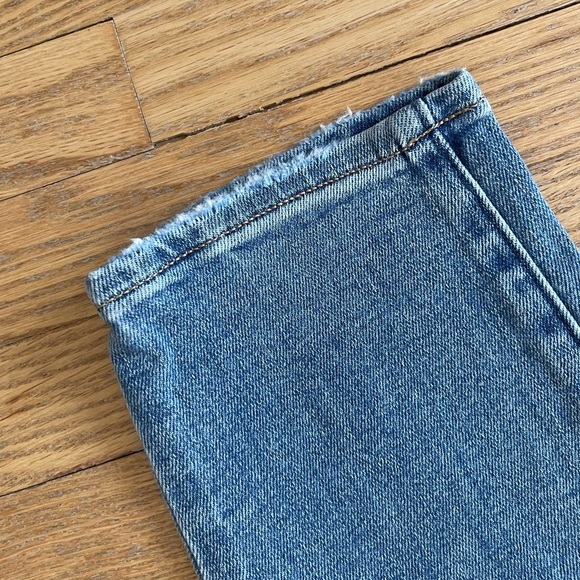 Abercrombie & Fitch “The Super Skinny Ankle” High-Rise Skinny Jean, Medium Blue - Picture 5 of 7